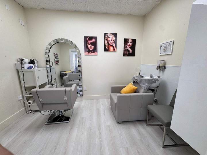 Senior Haircuts West Miami